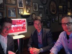 Eerste uitzending 't Roojse Café